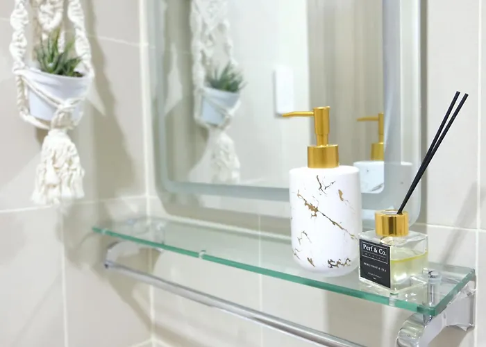 Nordic Place Fame Residences 75 Smart Amenities Alexa 200mbps Wifi Netflix Apartment *